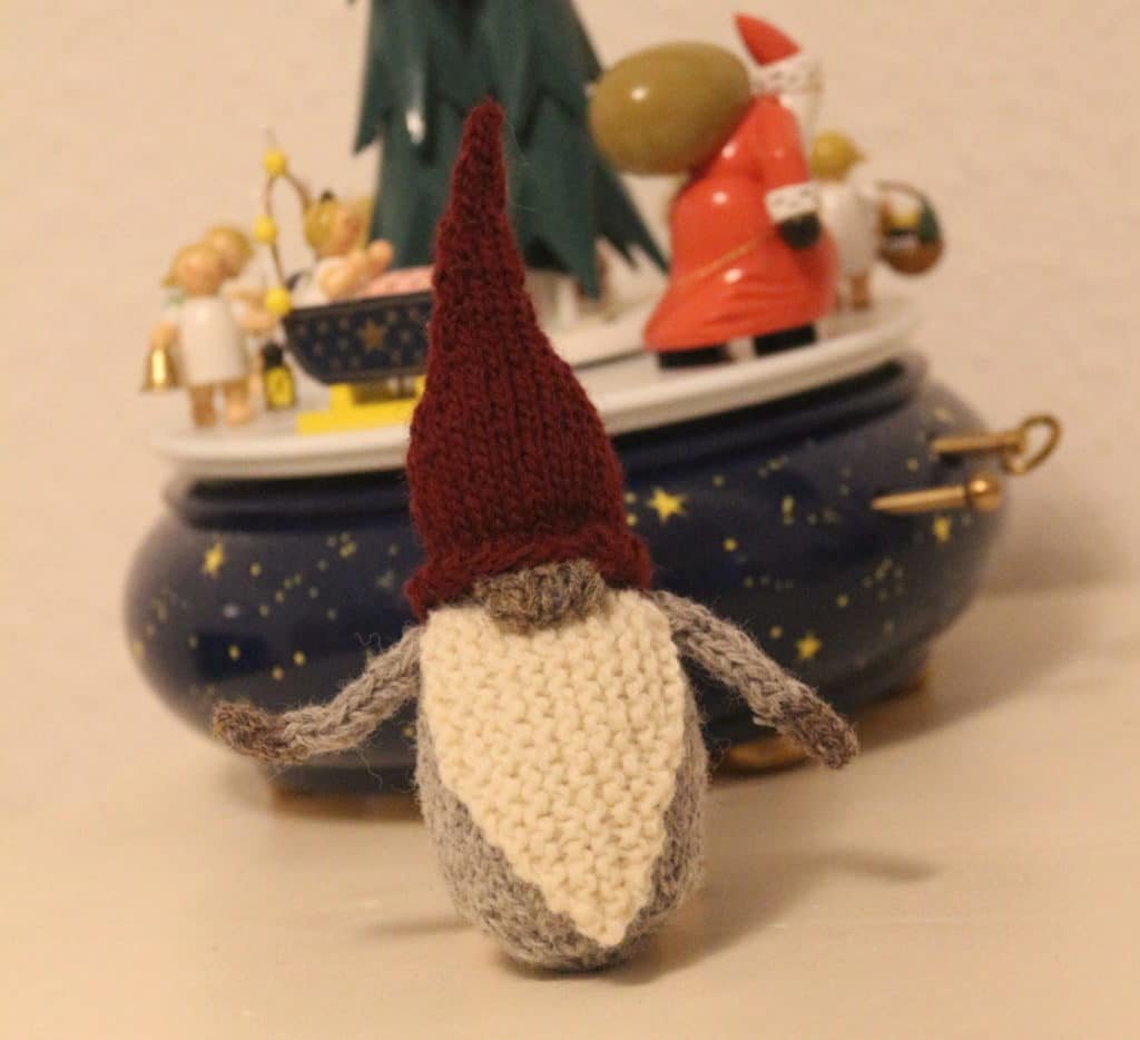 crocheted christmas gifts toy