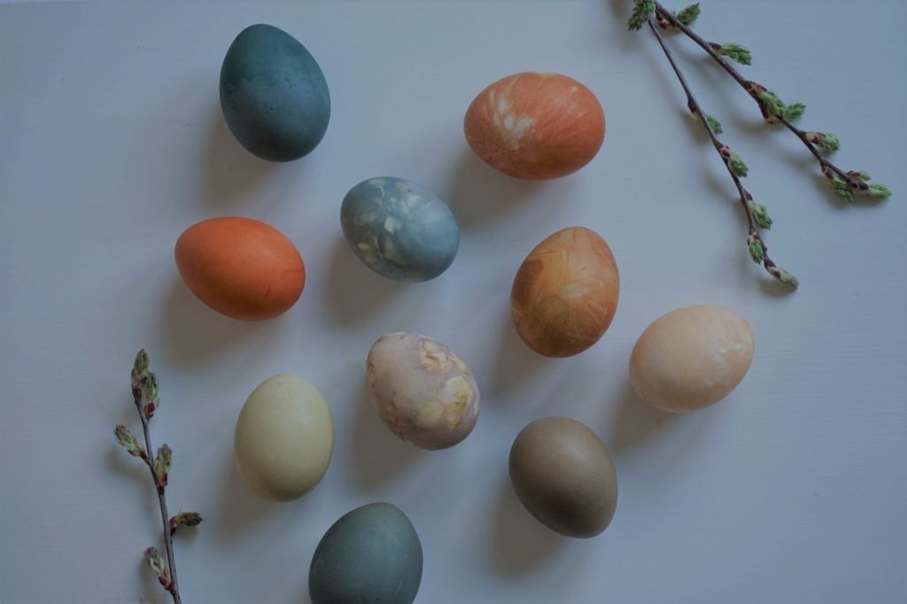 how to dye easter eggs with natural dyes color examples