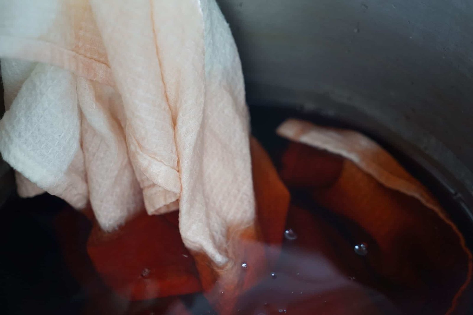 How To Dye Fabric With Natural Dyes