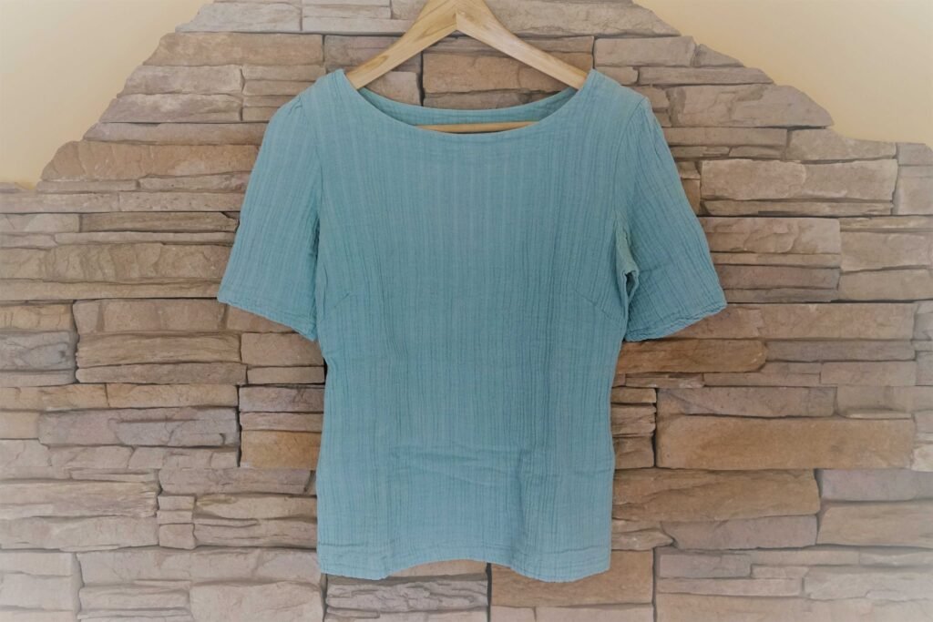 handmade aqua top from the esme pattern by lotta jansdotter